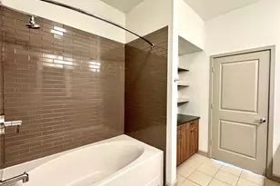 2111 Westheimer Rd Rd, Houston, TX 77098 - Photo 9