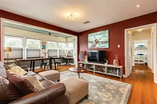 4701 Alamo Dr, Galveston, TX 77551 - Photo 9