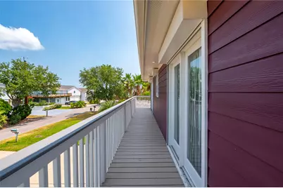1331 Coral Way, Tiki Island, TX 77554 - Photo 31
