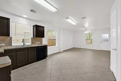 1107 Hampton Villa Lane, Houston, TX 77047 - Photo 5