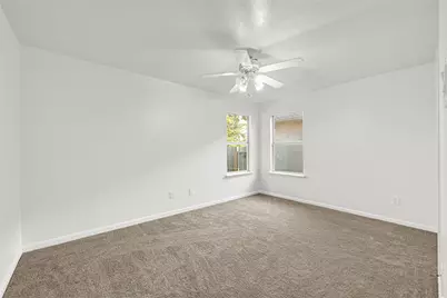 1107 Hampton Villa Lane, Houston, TX 77047 - Photo 11