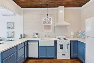 1812 20th St, Galveston, TX 77550 - Photo 15