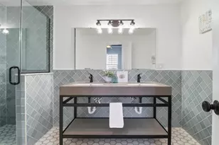 1812 20th St, Galveston, TX 77550 - Photo 31