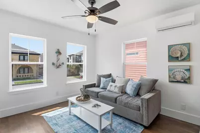 1812 20th Street, Galveston, TX 77550 - Photo 11