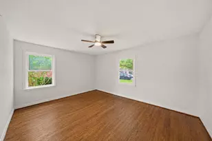 5506 Creekbend Dr, Houston, TX 77096 - Photo 15