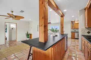 557 Pompano St, Bayou Vista, TX 77563 - Photo 17