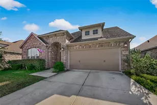 427 Bayberry Lndg Wy, Crosby, TX 77532 - Photo 1