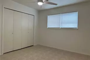 11810 Zarroll Dr, Houston, TX 77099 - Photo 7