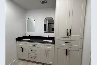 1704 Jones Street, Alvin, TX 77511 - Photo 7