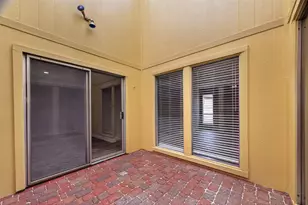 15915 Dunmoor Dr, Houston, TX 77059 - Photo 35