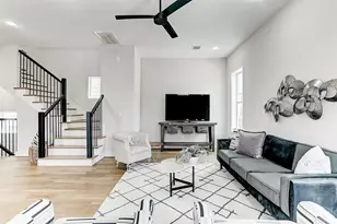 1115 15th 1/2 St, Houston, TX 77008 - Photo 13