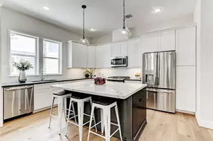 1115 15th 1/2 St, Houston, TX 77008 - Photo 7