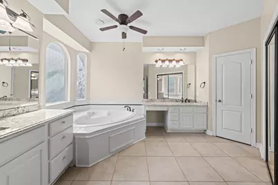 7803 Cadenza Court, Houston, TX 77040 - Photo 15