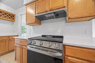 22206 Red River Dr, Katy, TX 77450 - Photo 9