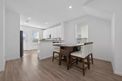 7326 Madison Commons Lane, Houston, TX 77075 - Photo 11