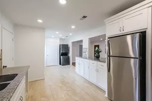 7543 Greenstone St, Houston, TX 77087 - Photo 7