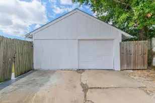 7543 Greenstone St, Houston, TX 77087 - Photo 19