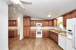 13517 Bohemian Hall Rd, Crosby, TX 77532 - Photo 21