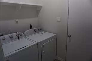 9773 Blackgum St, Willis, TX 77318 - Photo 11