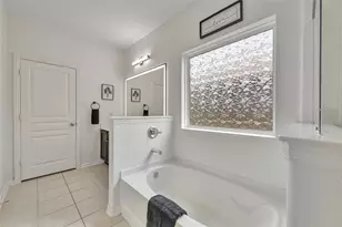 3012 Cambridge Meadows Ln, Dickinson, TX 77539 - Photo 19