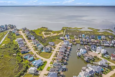 4121 Isla Del Sol, Galveston, TX 77554 - Photo 9
