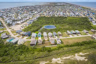 4121 Isla Del Sol, Galveston, TX 77554 - Photo 7