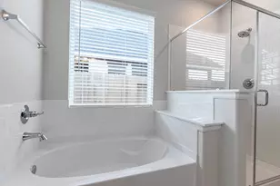2730 Ruby Laurel Dr, Iowa Colony, TX 77583 - Photo 15