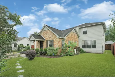 317 Avenue Of Oaks Street, Houston, TX 77009 - Photo 1