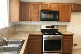 12311 Hamsfield Ct, Tomball, TX 77377 - Photo 5