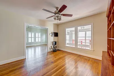 1919 W McKinney Street, Houston, TX 77019 - Photo 23