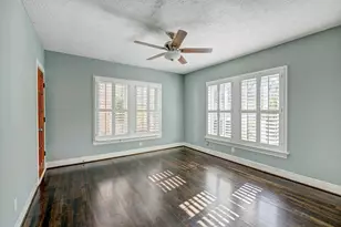 1919 W McKinney St, Houston, TX 77019 - Photo 11