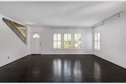 1919 W McKinney Street, Houston, TX 77019 - Photo 3