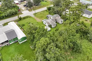 7329 Glen Falls St, Houston, TX 77049 - Photo 9