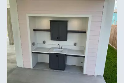 874 Bonita, Bayou Vista, TX 77563 - Photo 13