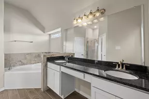 1182 Oak Ln, Conroe, TX 77316 - Photo 15