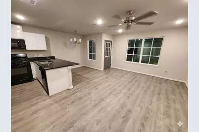 422 3rd Street, Rosenberg, TX 77471 - Photo 3