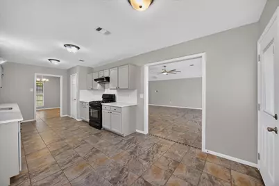 4910 Bridgeville Lane, Spring, TX 77388 - Photo 9