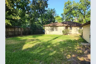 1107 Worthshire Street, Houston, TX 77008 - Photo 5