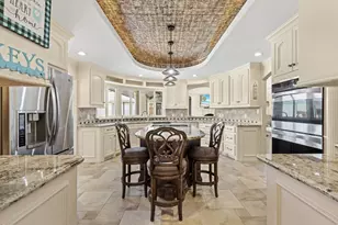 62 Colony Park Cir, Galveston, TX 77551 - Photo 15