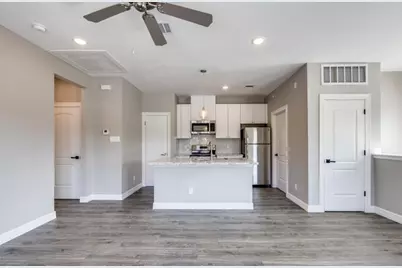 5262 Ella Boulevard #707B, Houston, TX 77018 - Photo 3