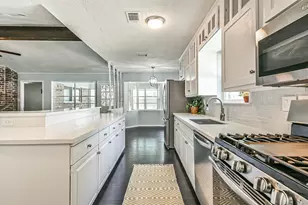 863 Seamaster Dr, Houston, TX 77062 - Photo 15