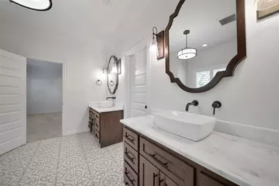 237 Any Way Street, Lake Jackson, TX 77566 - Photo 19