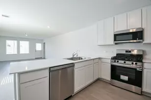 6871 Flowering Ginger Ln, Katy, TX 77493 - Photo 9