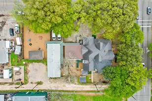 1030 4th St, Rosenberg, TX 77471 - Photo 3