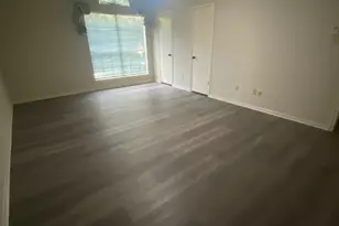 8915 Weyburn Grove Dr, Houston, TX 77088 - Photo 37