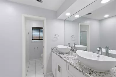 5347 Rutherglenn Drive, Houston, TX 77096 - Photo 17