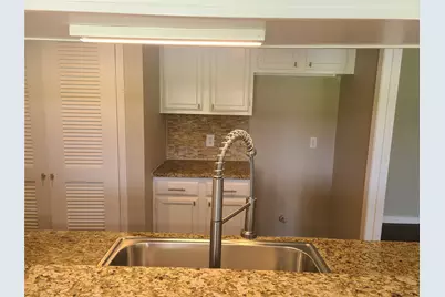 102C Lakeview Terrace, Montgomery, TX 77356 - Photo 9