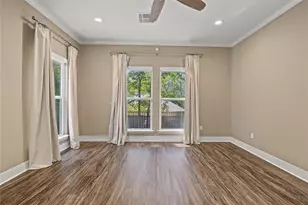 1859 E Lake Dr, Huntsville, TX 77340 - Photo 17