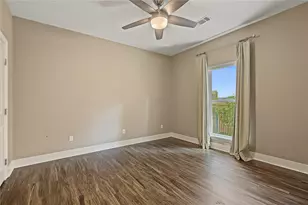 1859 E Lake Dr, Huntsville, TX 77340 - Photo 23
