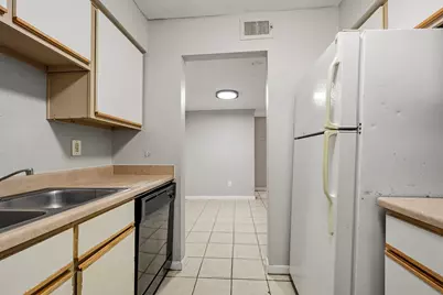 9616 Long Point Road #33, Houston, TX 77055 - Photo 11